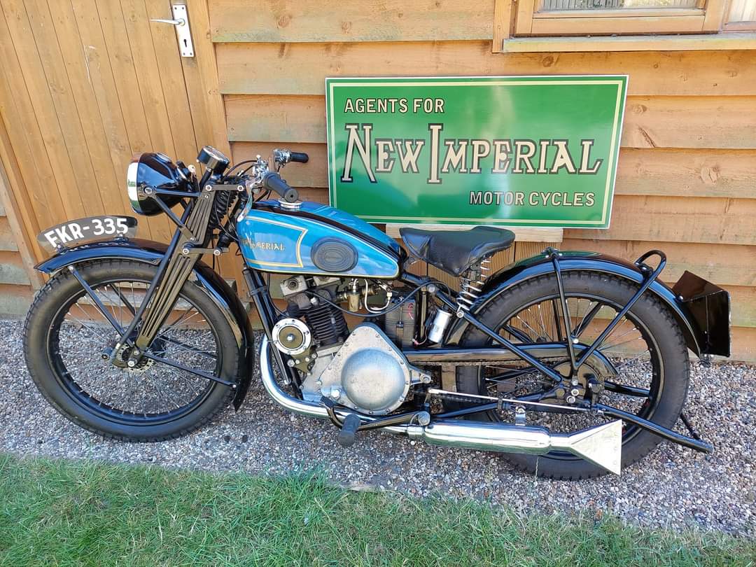 New Imperial Model 23 (1939)