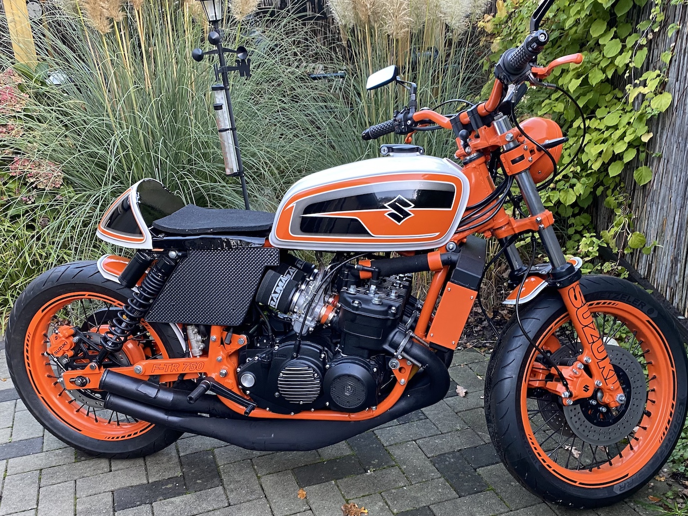 Suzuki GT750 (1974)